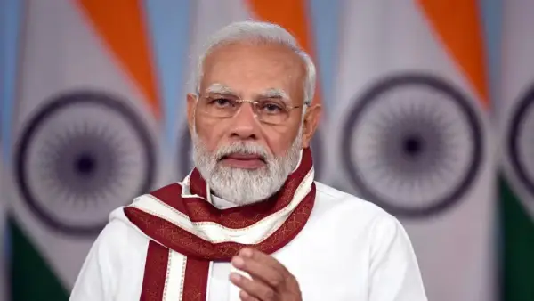नेहरू का रिकॉर्ड पीछे छोड़ पीएम मोदी ने रचा इतिहास, जनसेवा को बताया लोकतंत्र की सबसे बड़ी कसौटी