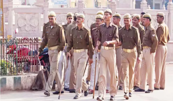 विदेश भागे 5 बड़े गैंगस्टरों को भारत लाई दिल्ली पुलिस, यूएई से अज़रबैजान तक चला ऑपरेशन